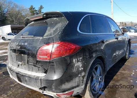 2013 Porsche Cayenne S z USA, uszkodzony, nr VIN WP1AB2A2XDLA85846